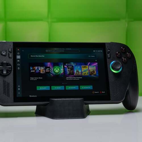Asus' Latest ROG Ally X Feels Like an Xbox in My Hands