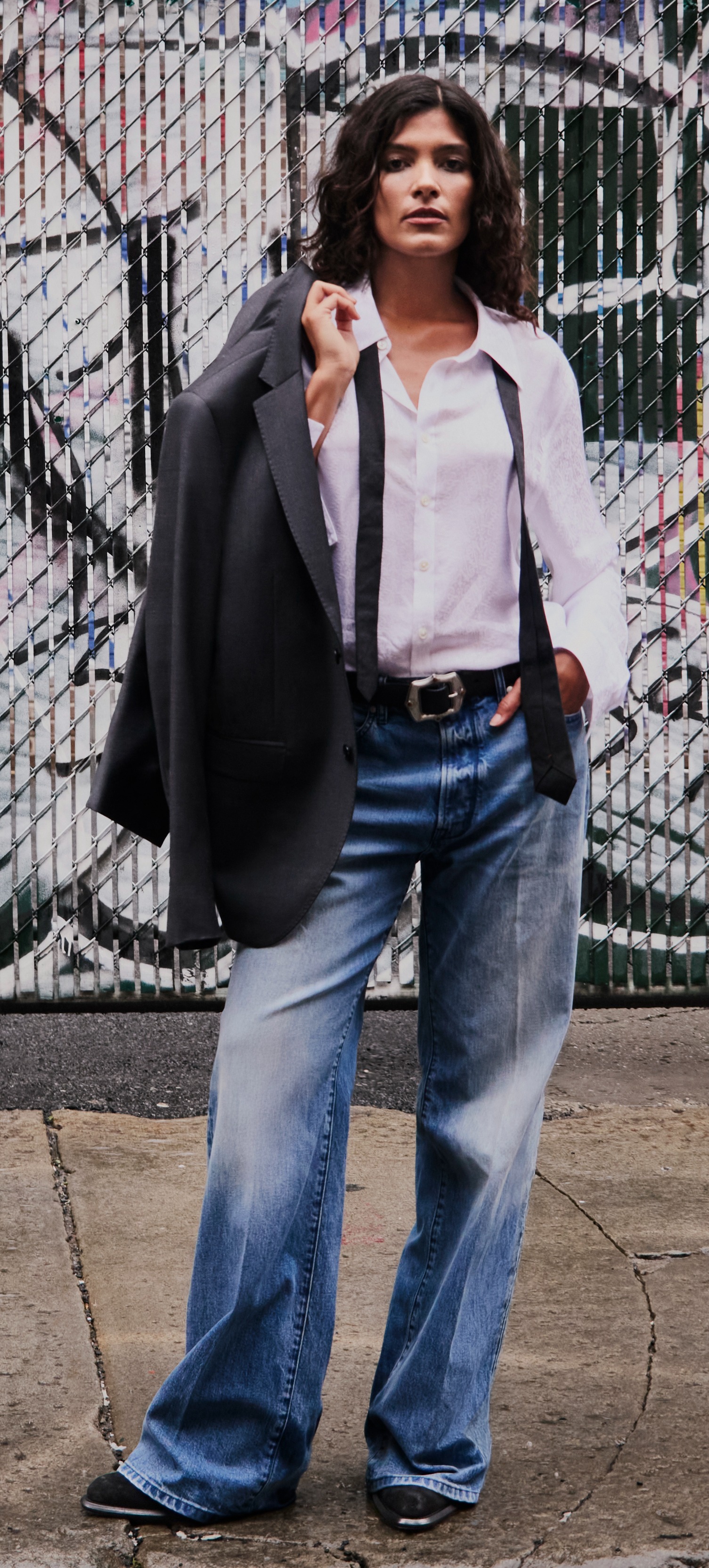 SHOP SUITING