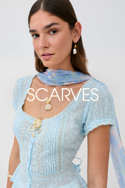SCARVES