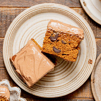 Pumpkin Chocolate Chip Cake