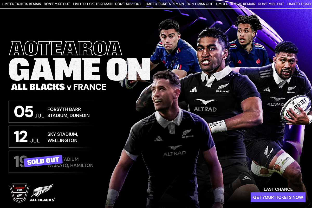 All Blacks lining up for haka