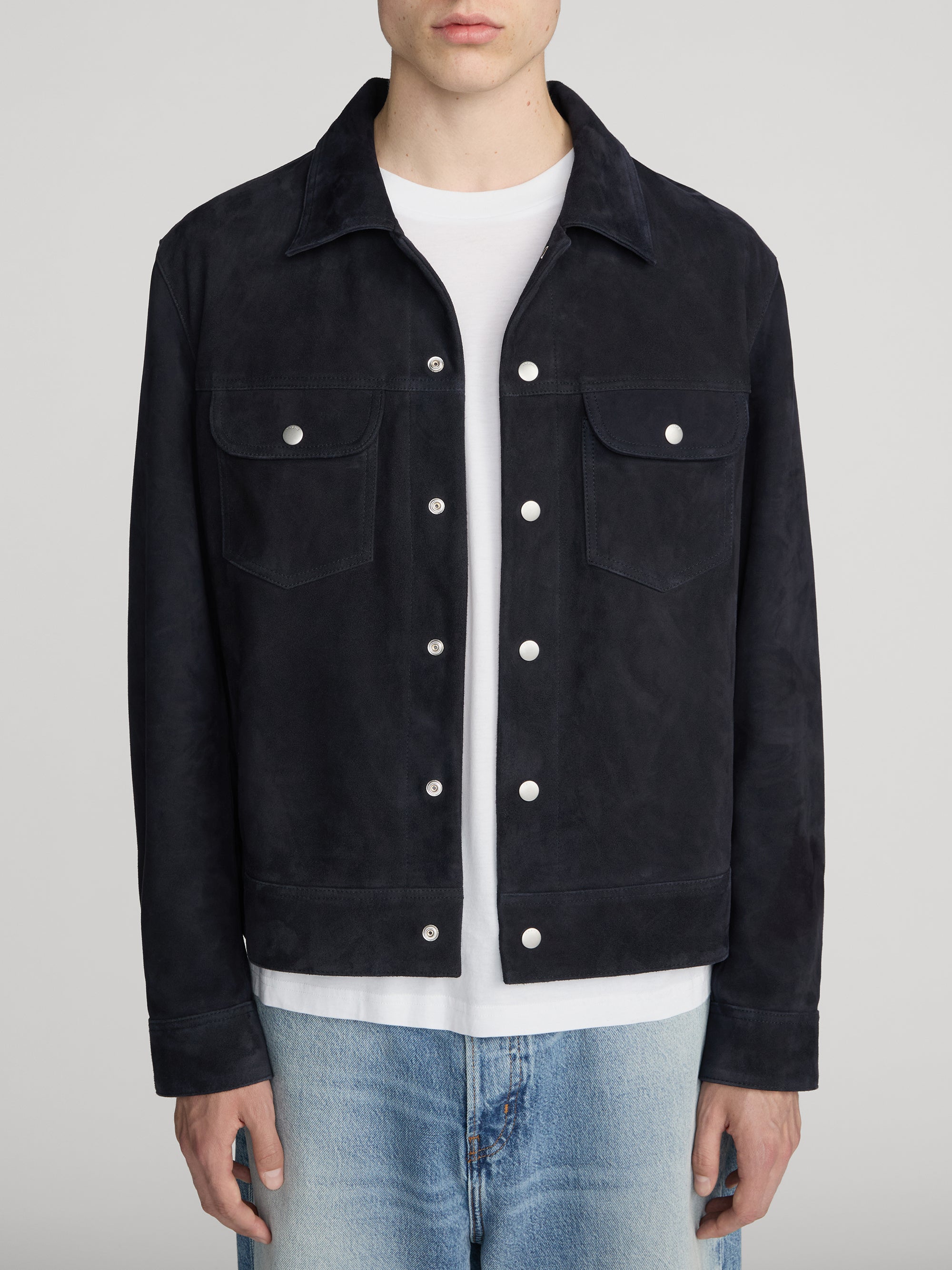 SUEDE TRUCKER JACKET IN DARK NAVY